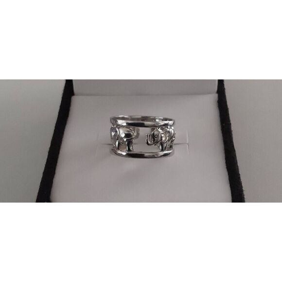 Beautiful High Polished .925 Sterling Silver Elephant Motif Wide Band Ring Sz 8 - Picture 1 of 5